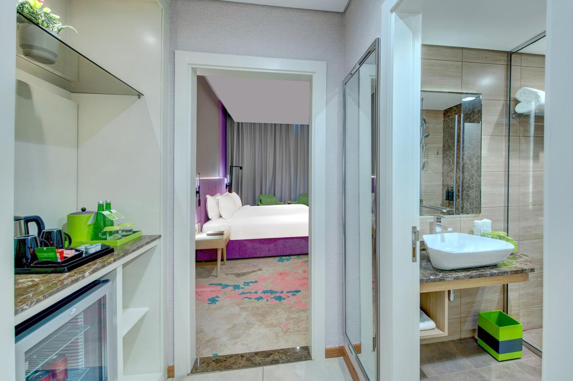 La Quinta By Wyndham Abu Dhabi Al Wahda Hotel Exterior foto